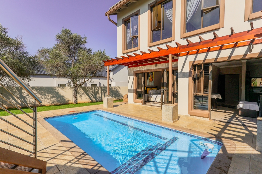 3 Bedroom Property for Sale in The Coves North West